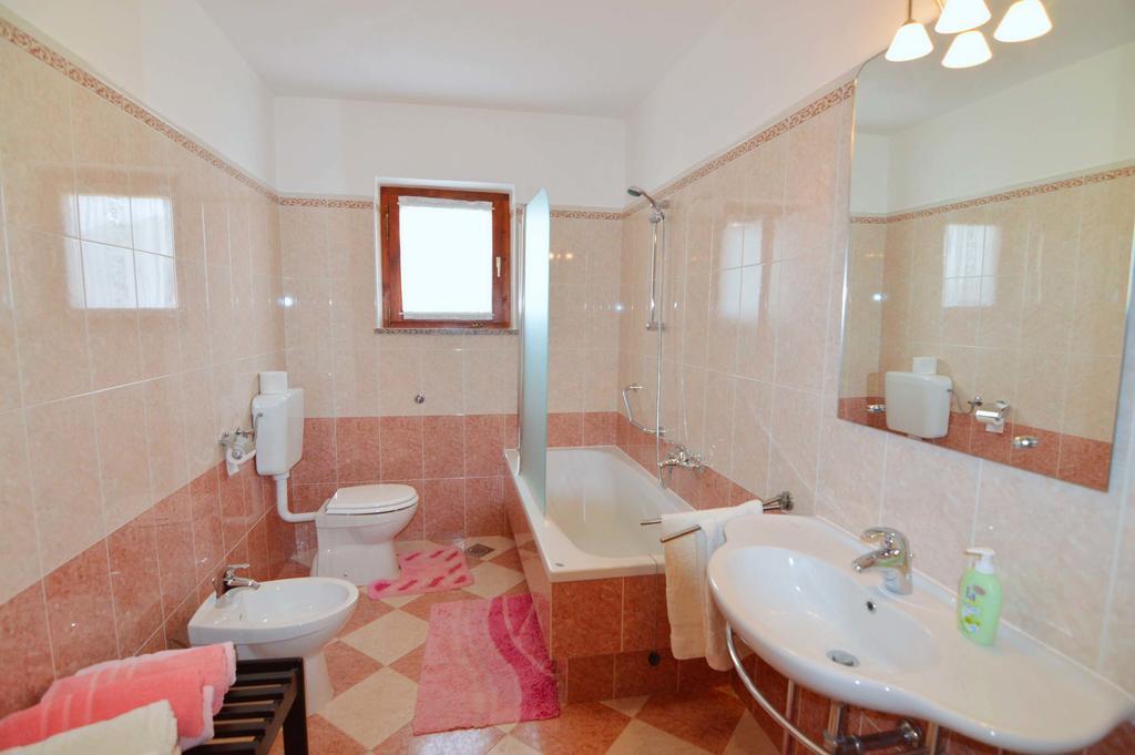 Garden Apartment Maria 弗尔萨尔 外观 照片